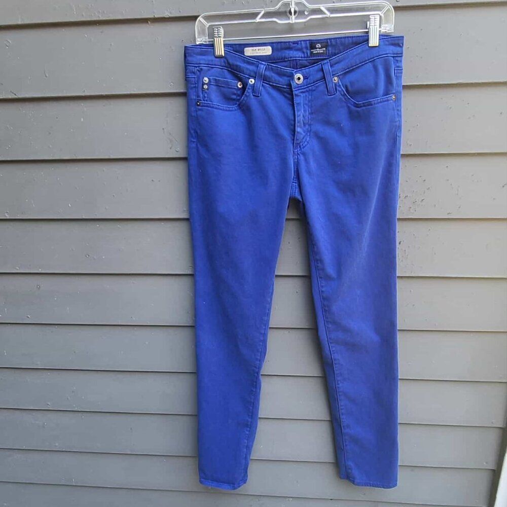 AG Adriano Goldschmied the Stilt Cigareddt Blue Jean Style size 29R